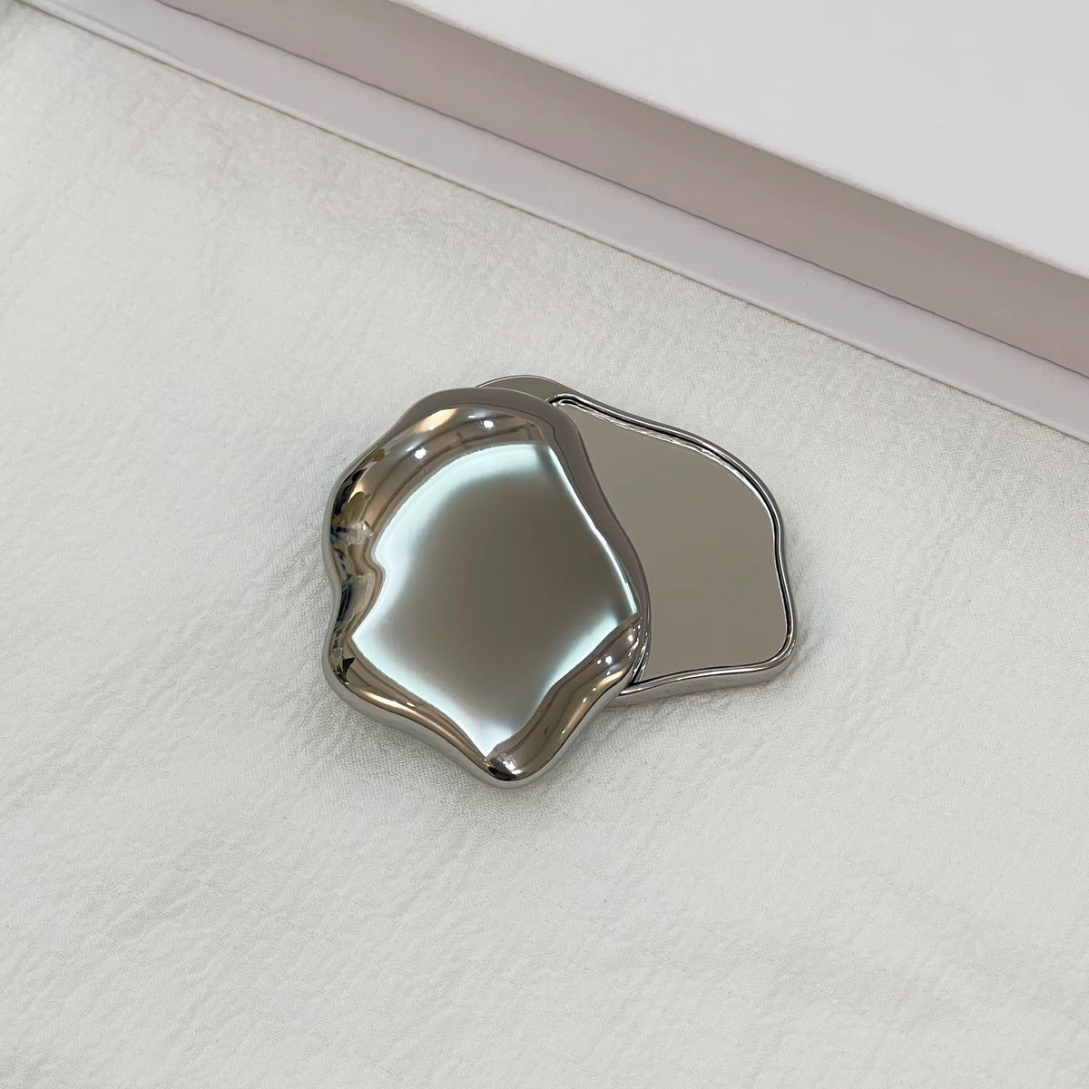 WABI SABI MIRROR